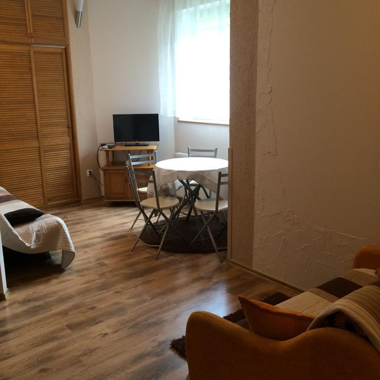 Apartamenty W Jantar - Lilasun シクラルスカ・ポレンバ 部屋 写真